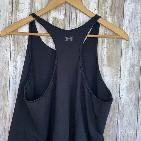 Under Armor Black Fitted Tank - Picture 4 of 5